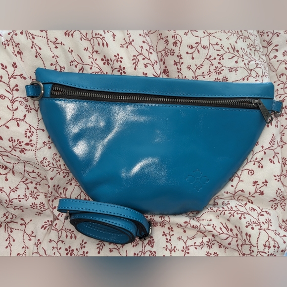 Patricia Nash Tinchi Convertible Sling Bag, Turquoise Leather - Picture 12 of 15